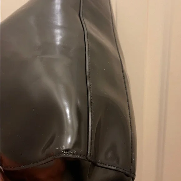 Givenchy Parfums please check all picture of condition - Picture 11 of 17